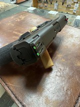 SMITH & WESSON M&P M2.0 COMPACT 9MM LUGER (9X19 PARA) - 3 of 3