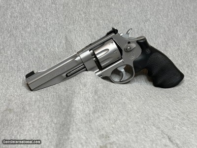 SMITH & WESSON 627 PERFORMANCE .357 MAG