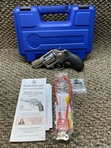 SMITH & WESSON 686 PLUS .357 MAG - 1 of 3