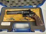 SMITH & WESSON 586 CLASSIC .357 MAG - 1 of 3