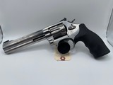 SMITH & WESSON 617 .22 LR - 3 of 3