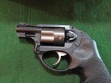 RUGER LCR .38 SPL - 2 of 3