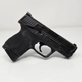 SMITH & WESSON m&p 40 sub compact .40 S&W - 3 of 3