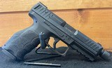 HECKLER & KOCH HKVP40 .40 S&W - 2 of 3