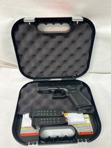 GLOCK 19gen5 9MM LUGER (9X19 PARA) - 1 of 3