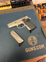 SMITH & WESSON 6906 9MM LUGER (9X19 PARA) - 1 of 3