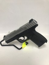 SMITH & WESSON SD40VE .40 S&W - 1 of 2