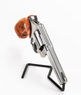 SMITH & WESSON Model 64-8 Revolver with Bull Barrel & Wood Grips .38 SPL +P - 3 of 3
