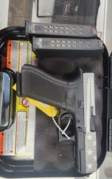 GLOCK 45 9MM LUGER (9X19 PARA) - 2 of 3