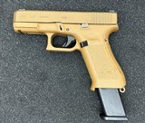 GLOCK 19 G19x FDE 9MM LUGER (9X19 PARA) - 2 of 3