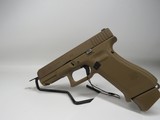 GLOCK 19 19x G19X -Gen 5 Night Sights 9MM LUGER (9X19 PARA) - 1 of 3