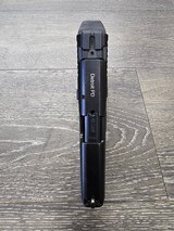 SMITH & WESSON DETROIT PD M&P 40 .40 S&W - 1 of 3