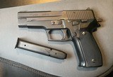 SIG SAUER P226 9MM LUGER (9X19 PARA) - 1 of 2