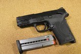 SMITH & WESSON M&P 9 Sheild EZ M2.0 9MM LUGER (9X19 PARA) - 3 of 3