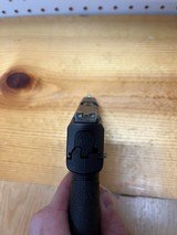 SMITH & WESSON M&P 40 SHIELD .40 S&W - 2 of 3