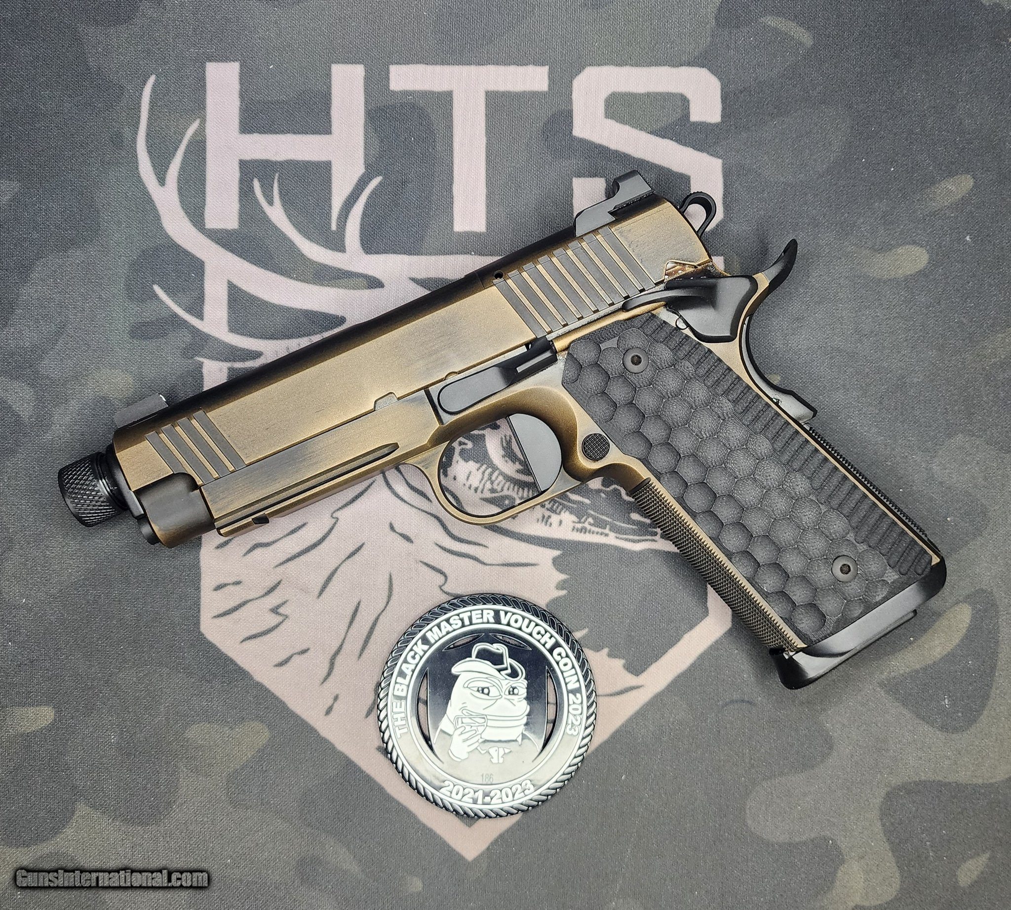 NIGHTHAWK CUSTOM SHADOW HAWK COMMANDER .45 ACP