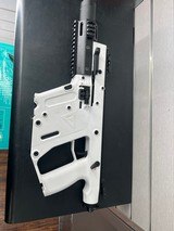 KRISS VECTOR SDP 22 .22 LR - 2 of 3