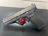 GLOCK 22 G22 Gen 5 .40 S&W - 1 of 1