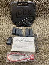 GLOCK 26 9MM LUGER (9X19 PARA) - 1 of 3