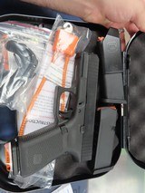 GLOCK 19 19 Gen 5 9MM LUGER (9X19 PARA) - 1 of 3