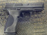 SMITH & WESSON M&P 40 .40 S&W - 2 of 3