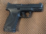 Smith & Wesson M&P M2.0 Optic Ready 10MM - 2 of 3
