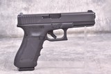 Glock G22Gen 4 .40 S&W - 3 of 3
