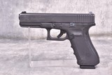 Glock G22Gen 4 .40 S&W - 2 of 3