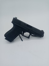 GLOCK G19 GEN2 9MM LUGER (9X19 PARA) - 1 of 2