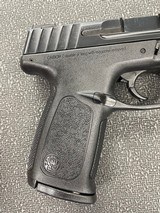 SMITH & WESSON SD40 .40 S&W - 3 of 3