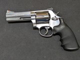 SMITH & WESSON 686-8 .357 MAG
