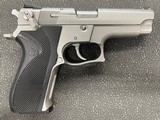 SMITH & WESSON 5906 9MM LUGER (9X19 PARA) - 1 of 3