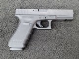 GLOCK 17Gen4 9MM LUGER (9X19 PARA) - 1 of 3