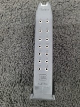 GLOCK 17Gen4 9MM LUGER (9X19 PARA) - 2 of 3