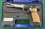 SMITH & WESSON 41 .22 LR - 1 of 3