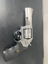 SMITH & WESSON M686-1 .357 MAG - 1 of 3