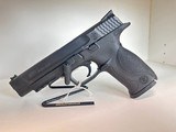 SMITH & WESSON M&P 40 PRO SERIES .40 S&W - 1 of 2