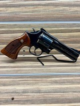 SMITH & WESSON Model 586-3 .357 MAG - 1 of 3