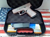 GLOCK 43X Glocks & Roses 9MM LUGER (9X19 PARA) - 2 of 3