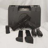 BERETTA APX 9MM LUGER (9X19 PARA) - 1 of 3