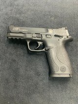 SMITH & WESSON M&P 22 Compact 22 .22 LR - 2 of 3