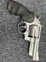 SMITH & WESSON 27 .357 MAG - 2 of 3