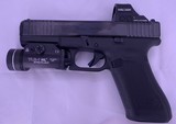 GLOCK 22 G22 Gen 5 .40 S&W - 2 of 3