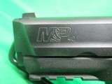 SMITH & WESSON M&P40 .40 S&W - 3 of 3