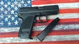 HECKLER & KOCH H&k USP Compact .40 S&W (Made in Germany) .40 S&W - 2 of 3