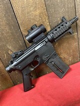 MOSSBERG 715P Pistol ar-15 style .22 LR - 1 of 3