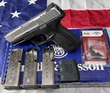 SMITH & WESSON 223400 SD40 VE 40 S&W 4" 14+1 .40 S&W - 3 of 3