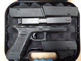 GLOCK 22 G22 GEN 4 .40 S&W - 3 of 3