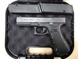 GLOCK 22 G22 GEN 4 .40 S&W - 1 of 3