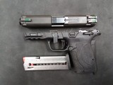 SMITH & WESSON M&P Shield EZ Performance center 9MM LUGER (9X19 PARA) - 3 of 3